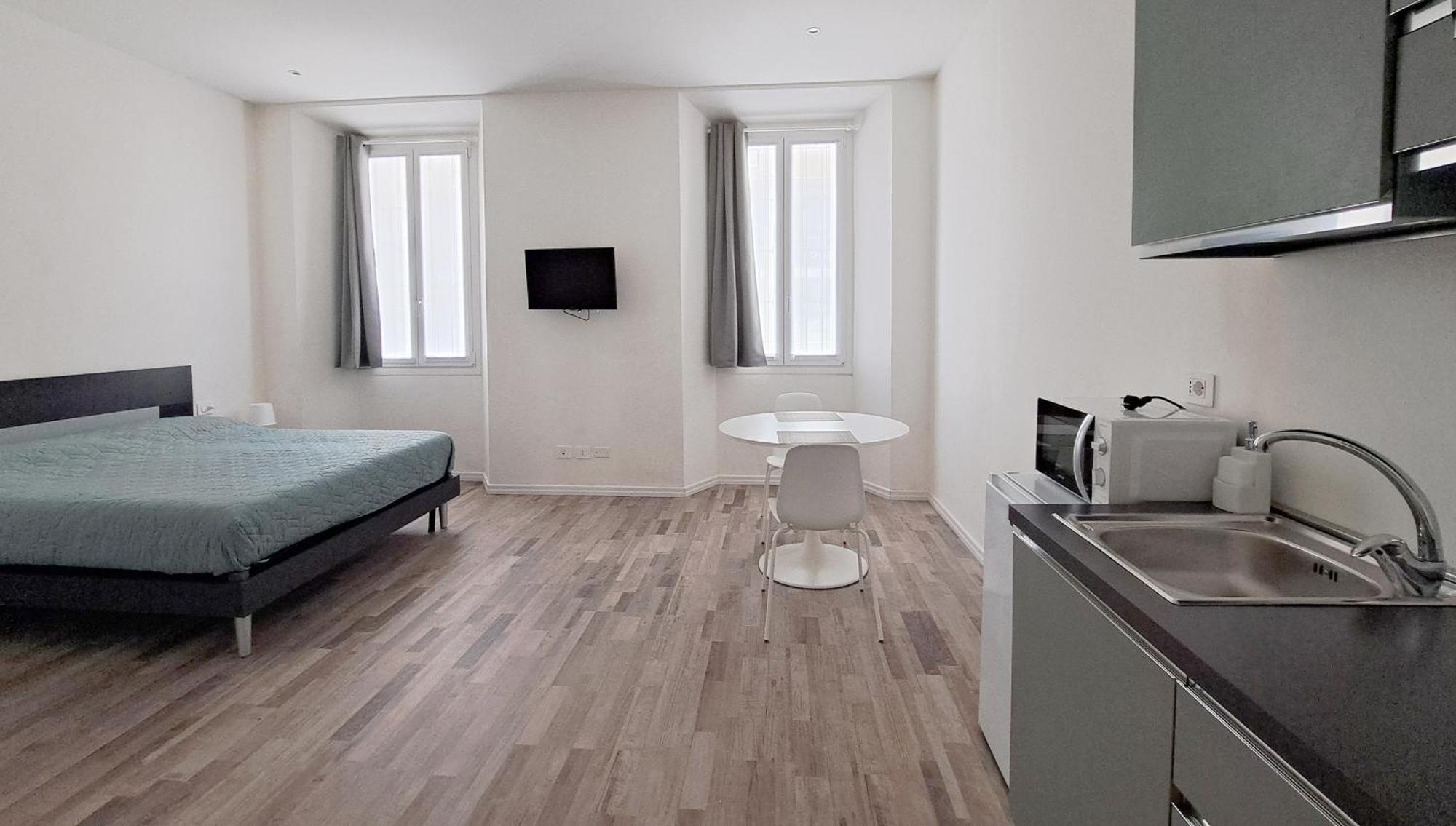 Giorgy 02 Apartment Комо Екстериор снимка